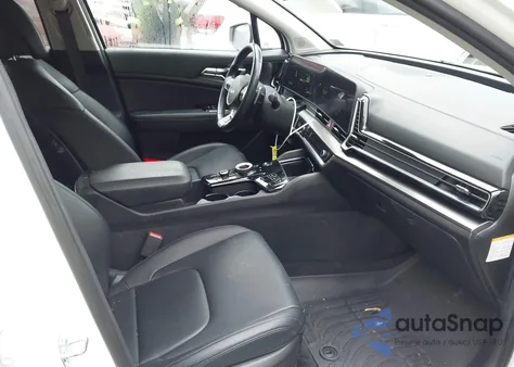 2023 Kia Sportage Hybrid Ex from USA, damaged, VIN KNDPVCAG8P7071168